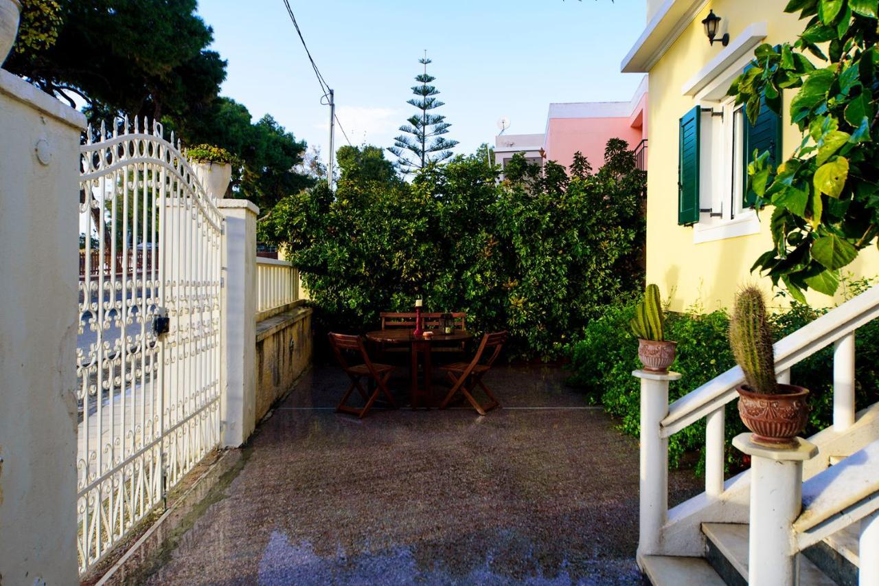 Jasmine Of Poseidonia Apartment Posidhonia  ภายนอก รูปภาพ