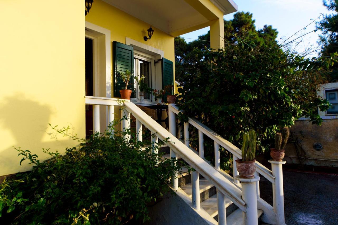 Jasmine Of Poseidonia Apartment Posidhonia  ภายนอก รูปภาพ