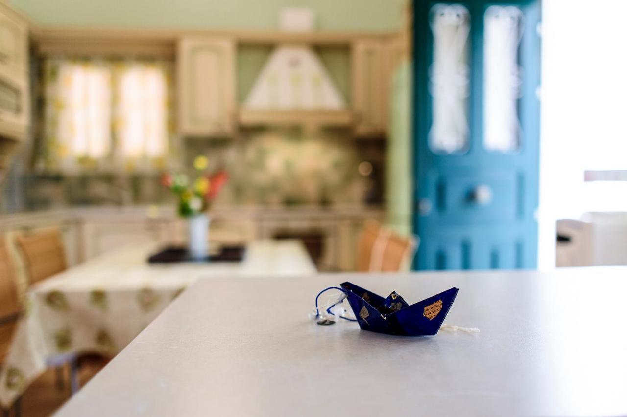 Jasmine Of Poseidonia Apartment Posidhonia  ภายนอก รูปภาพ