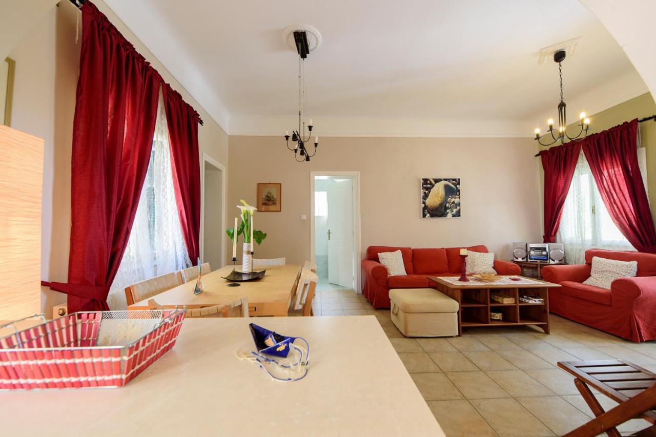 Jasmine Of Poseidonia Apartment Posidhonia  ภายนอก รูปภาพ