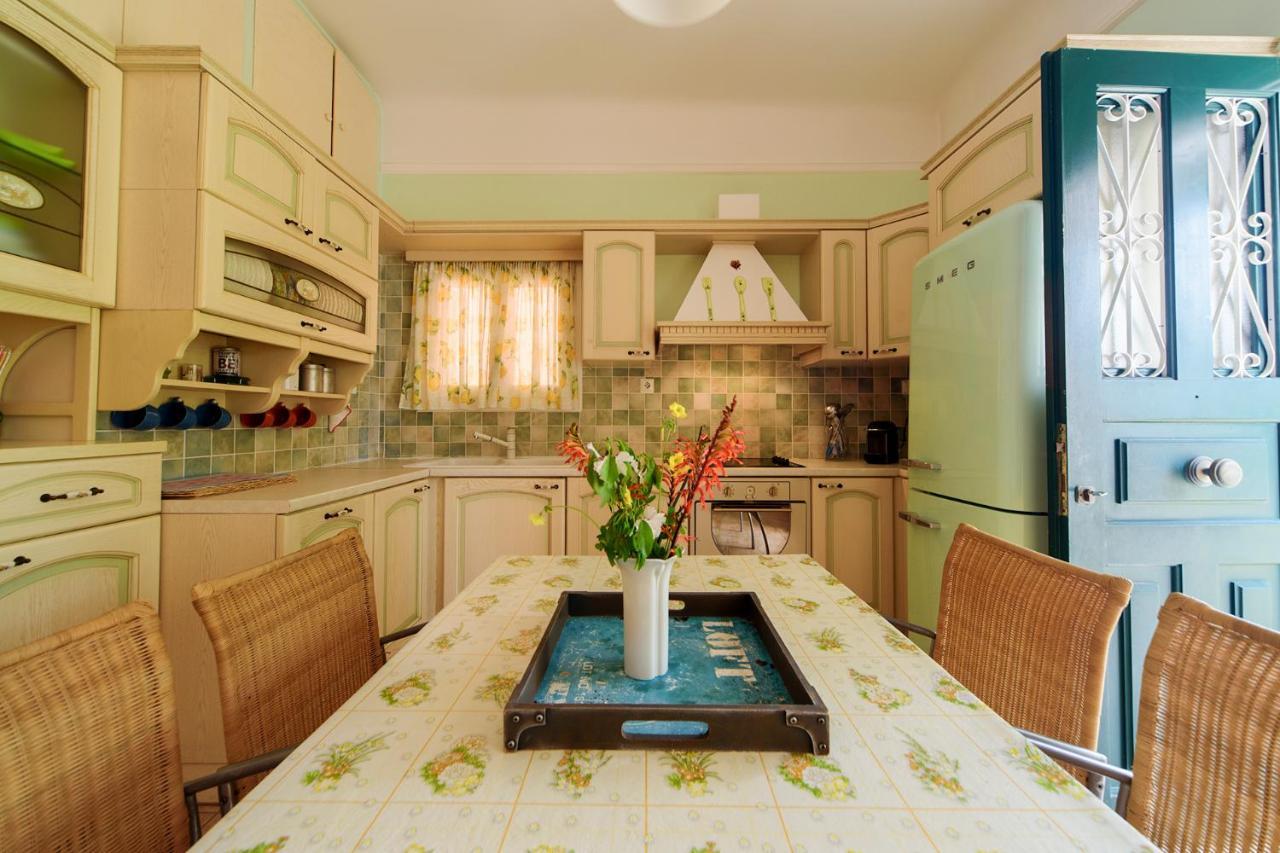 Jasmine Of Poseidonia Apartment Posidhonia  ภายนอก รูปภาพ