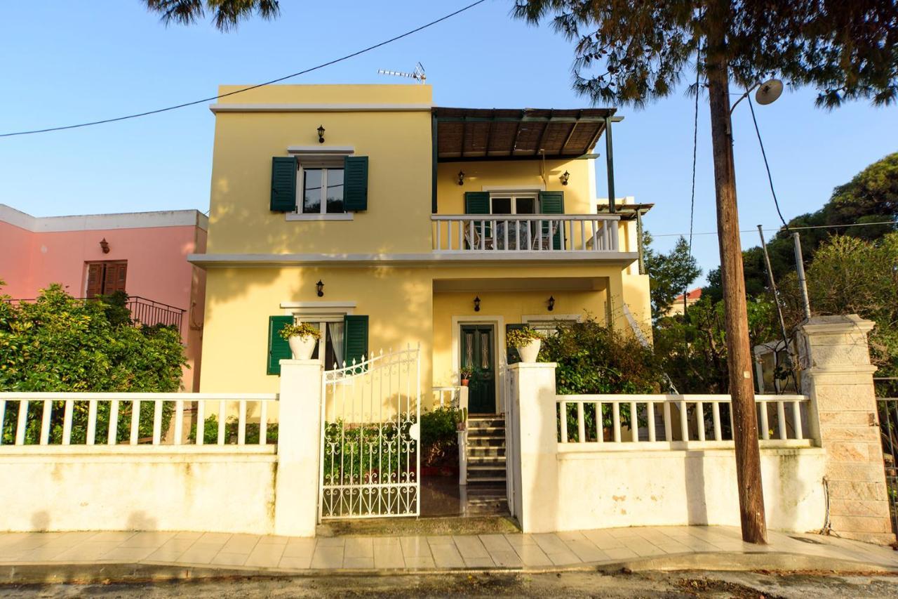 Jasmine Of Poseidonia Apartment Posidhonia  ภายนอก รูปภาพ